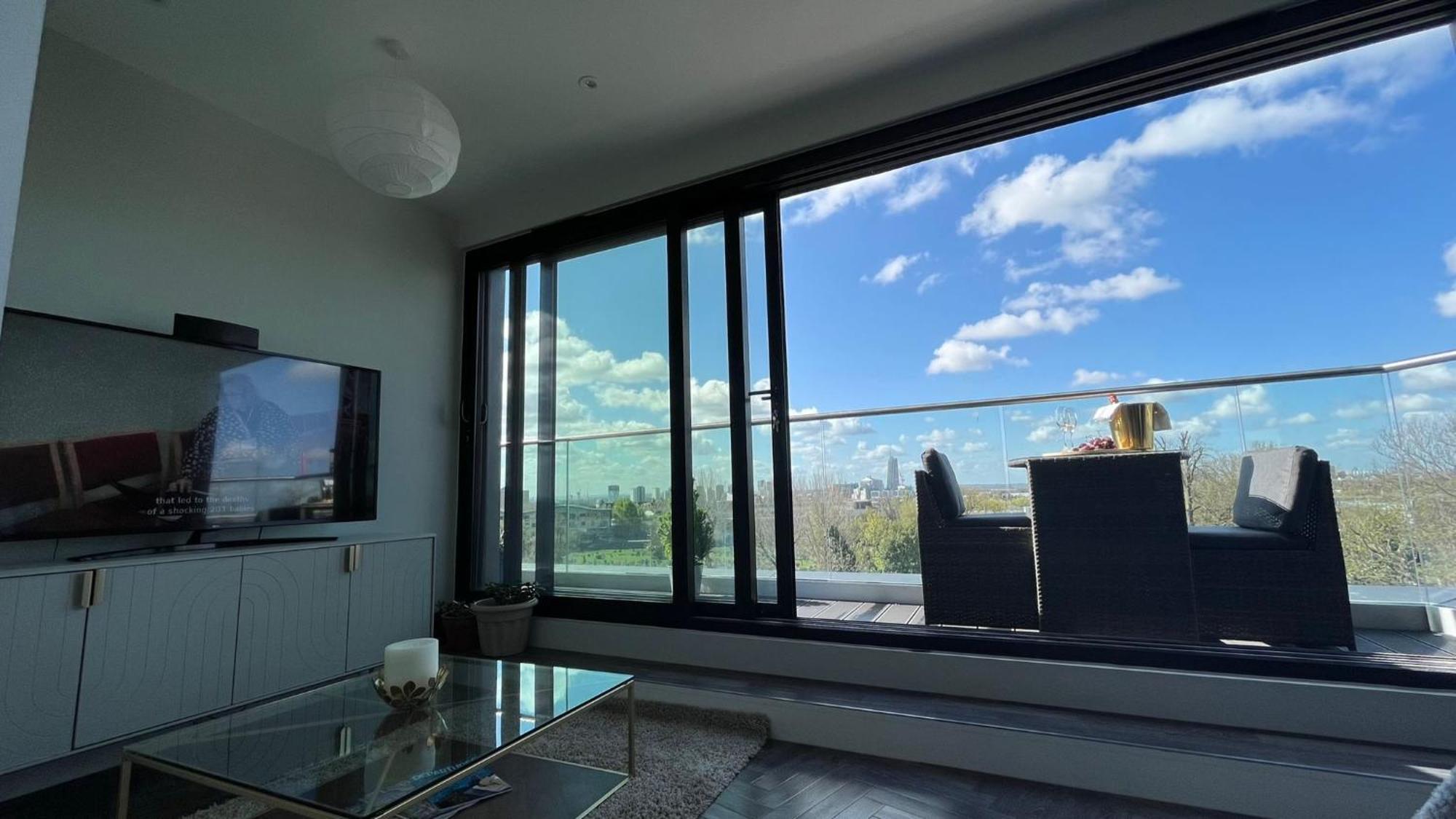 Amazing Single For A Single Travel Near Nothing Hill * London