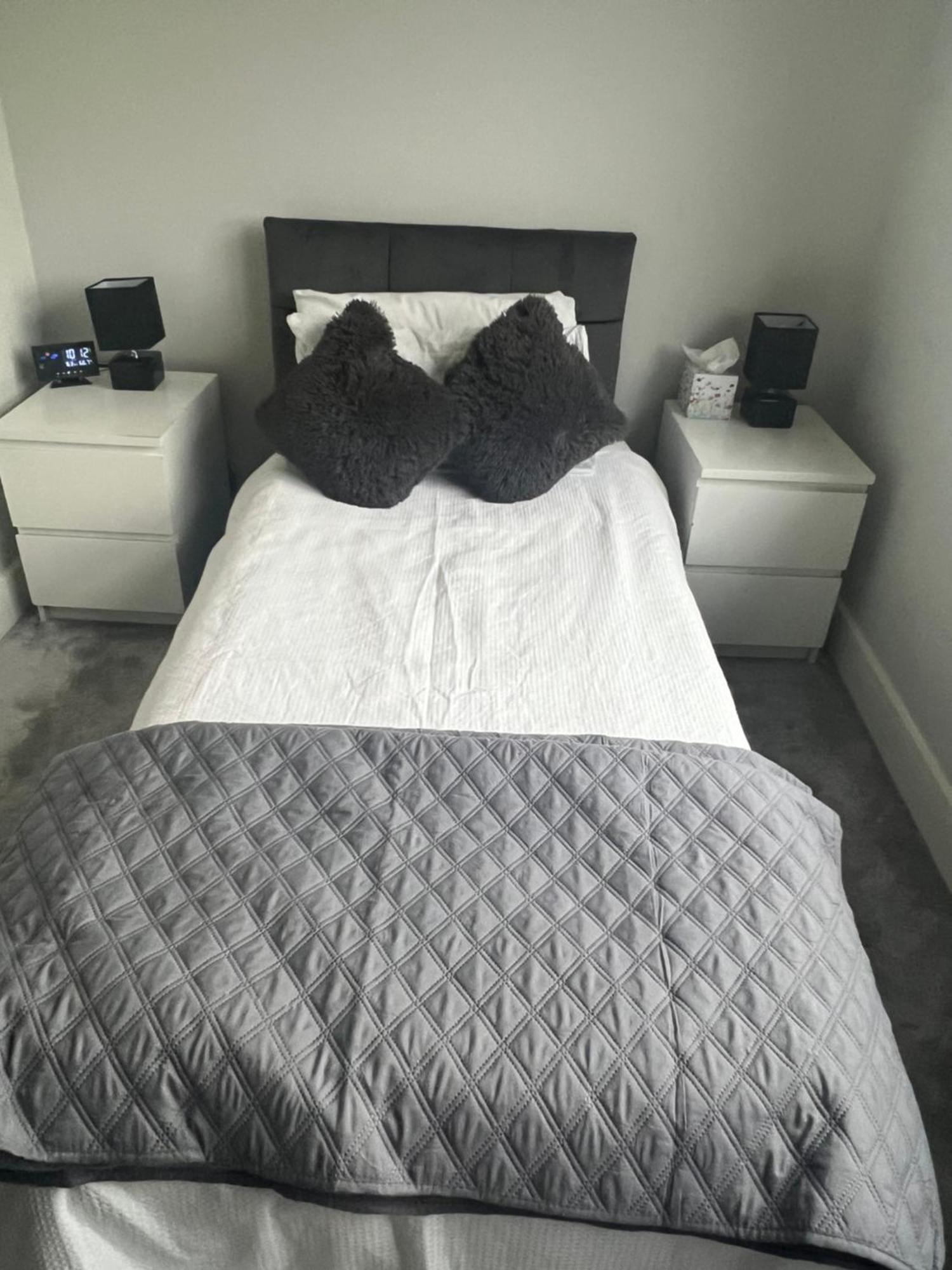 Amazing Single For A Single Travel Near Nothing Hill *